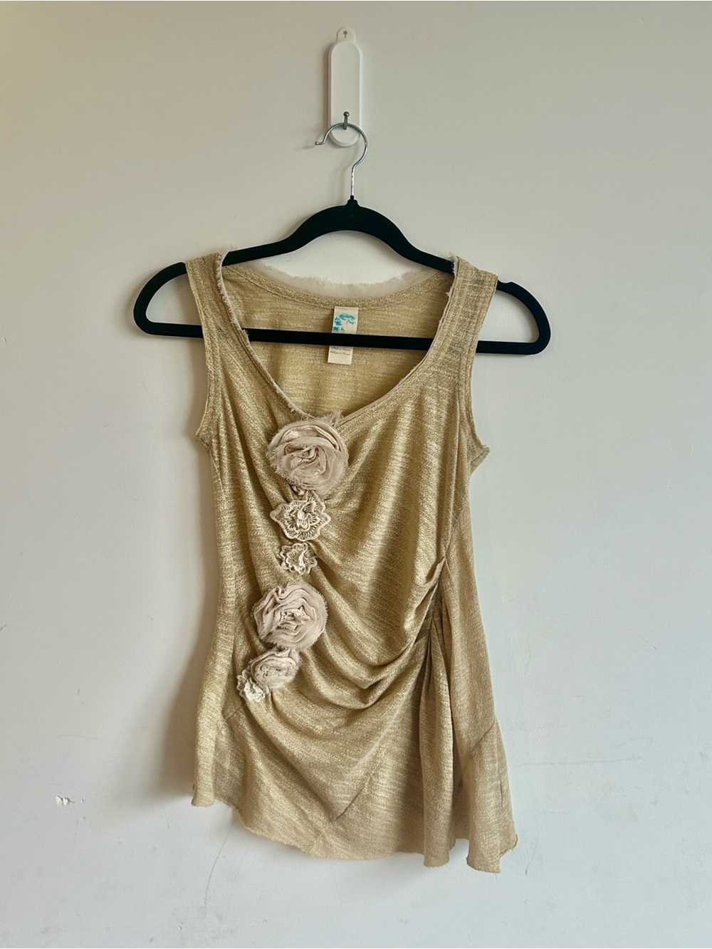 Anthropologie Floral Rosette Ruched Sleeveless Top | Oatmeal Beige | Size S